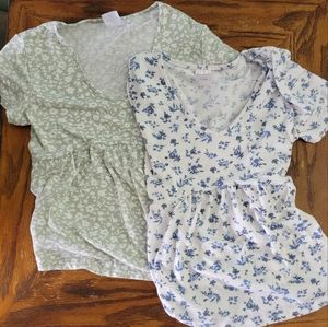 2 Floral Print Ladies Tops Size Small